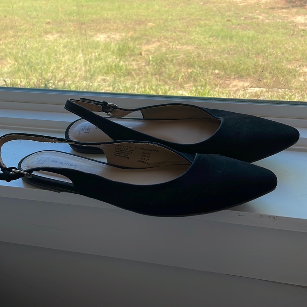 Black sandals loafer style